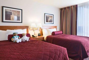 Hotel Embassy By Hilton Will Rogers Airport